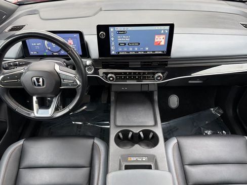Used 2024 Honda Prologue Touring image 3