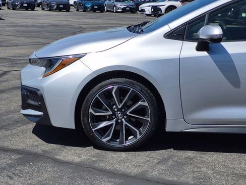 Used 2021 Toyota Corolla SE w/ Carpet Mat Package (TMS) FWD image 21