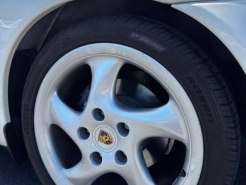 Used 2000 Porsche Boxster RWD image 4