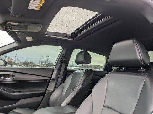 Used 2024 Honda Accord Sport image 25