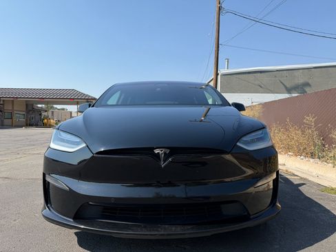 Used 2023 Tesla Model X AWD/4WD image 9