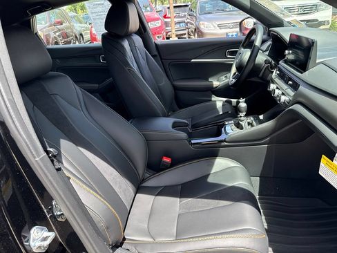 Certified 2026 Acura Integra A-Spec FWD image 19