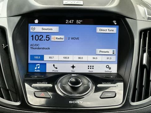 Used 2017 Ford Escape Titanium FWD image 11