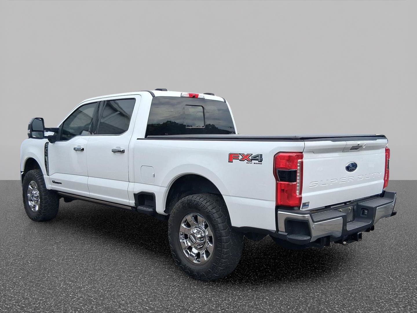 Used 2024 Ford F350 Lariat w/ Chrome Package AWD/4WD image 7