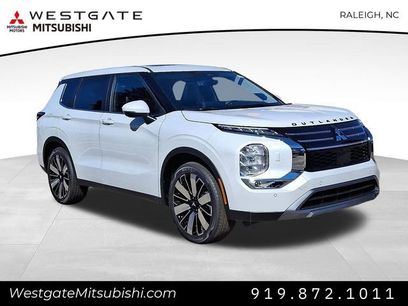 New 2025 Mitsubishi Outlander SE