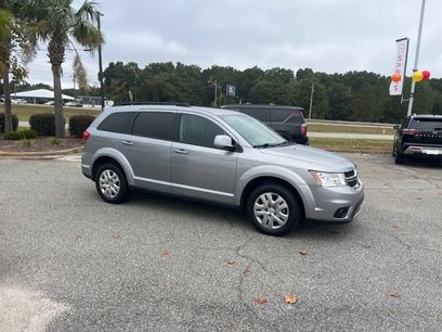 Used 2019 Dodge Journey SE w/ Connectivity Group