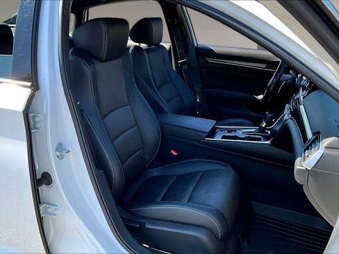 Certified 2022 Honda Accord Sport image 26