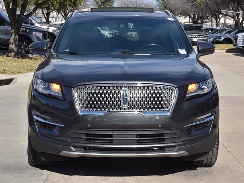 Used 2019 Lincoln MKC Reserve image 3