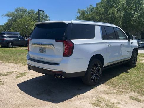 Used 2024 GMC Yukon XL Denali AWD/4WD image 7