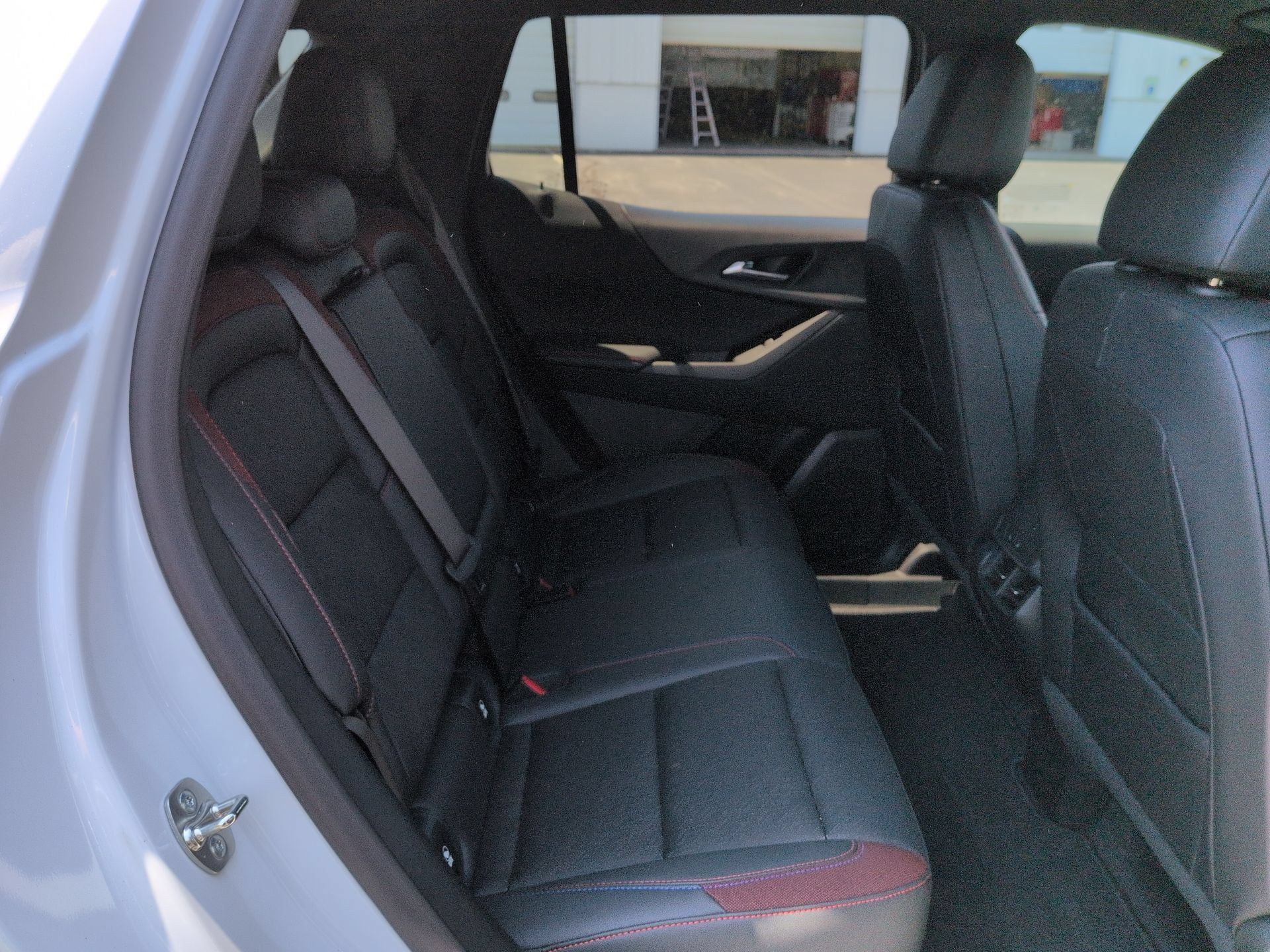 Certified 2025 Chevrolet Equinox RS w/ Safety and Technology Package AWD/4WD image 27