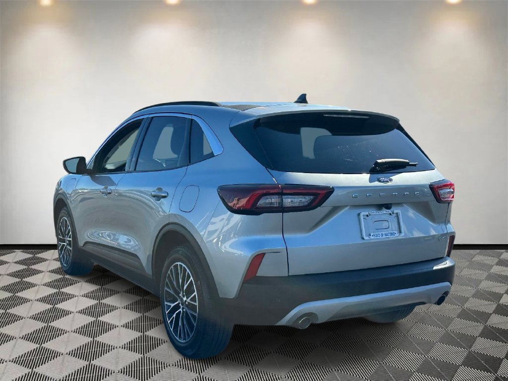 Certified 2023 Ford Escape SE FWD image 5