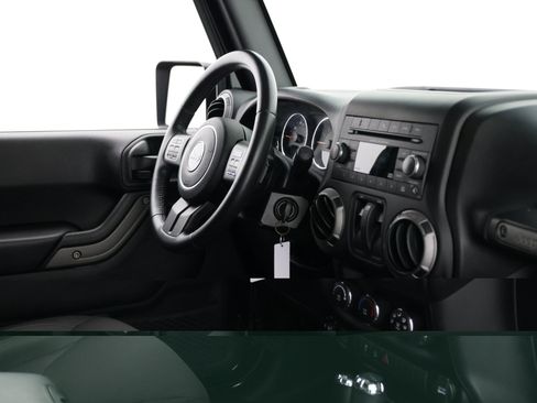 Used 2016 Jeep Wrangler Sport w/ Quick Order Package 24S AWD/4WD image 28