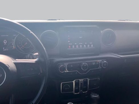 Used 2021 Jeep Wrangler Unlimited Sport AWD/4WD image 7