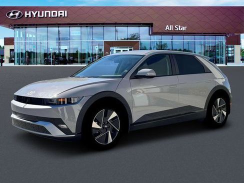 New 2026 Hyundai Ioniq 5 SEL image 2