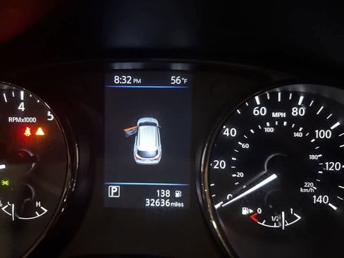 Used 2020 Nissan Rogue Sport SV image 19