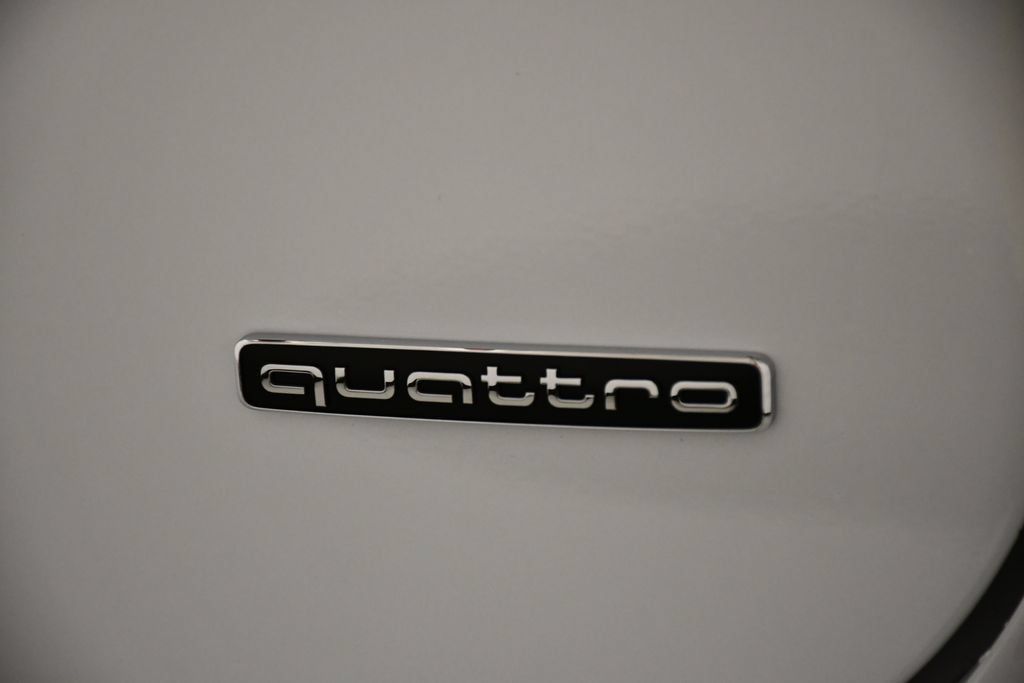 Used 2025 Audi A5 2.0T Premium w/ Premium Plus AWD/4WD image 10