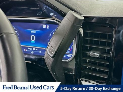 Used 2023 Chevrolet Silverado 1500 LT image 19