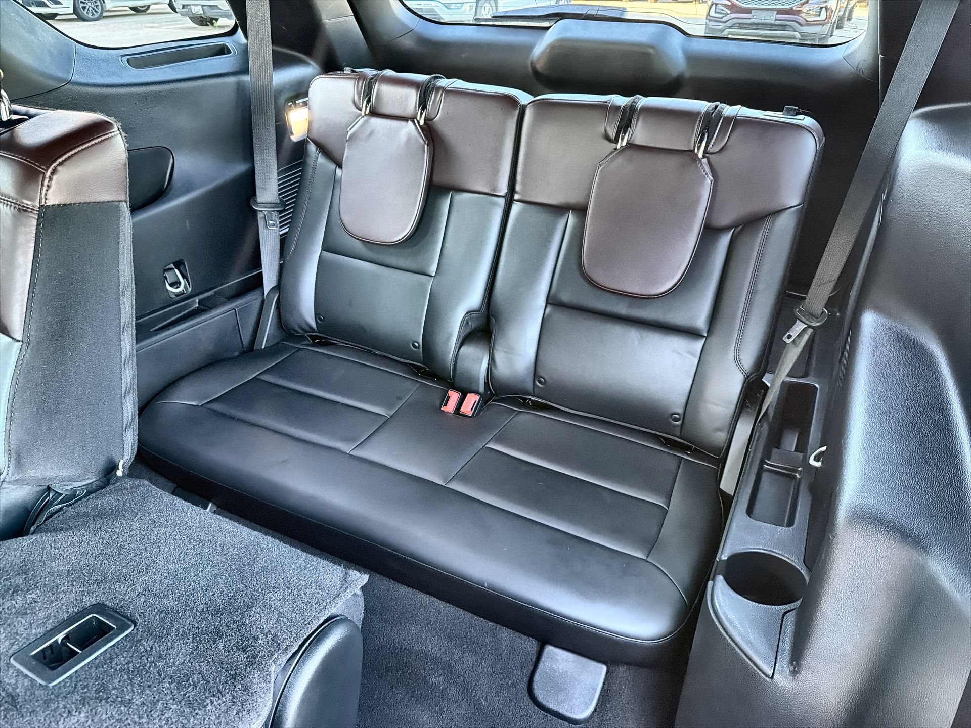 Certified 2023 Ford Explorer Platinum w/ Technology Package RWD image 24