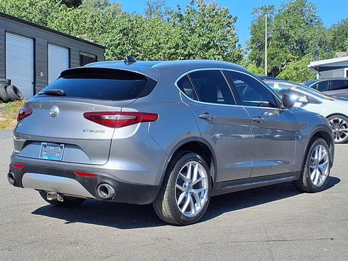 Used 2019 Alfa Romeo Stelvio Ti w/ TI Performance Package AWD/4WD image 7