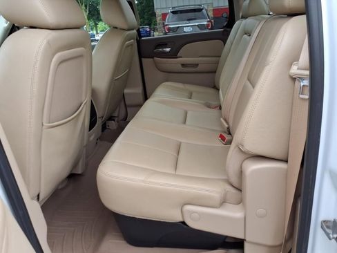 Used 2010 GMC Sierra 3500 SLT w/ SLT Convenience Package image 11