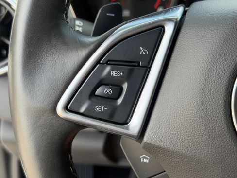 Used 2023 Chevrolet Camaro LT RWD image 29