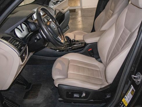 Used 2019 BMW X3 xDrive30i w/ Driving Assistance Package image 7