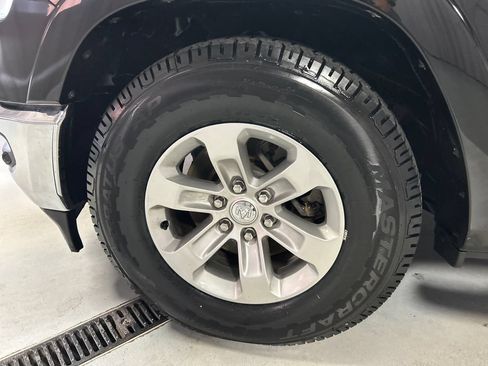 Used 2021 RAM 1500 Laramie AWD/4WD image 9