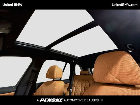 Used 2024 BMW X5 xDrive40i w/ M Sport Package AWD/4WD image 12