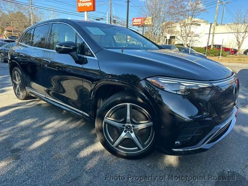 Used 2023 Mercedes-Benz EQS 580 4MATIC SUV image 4
