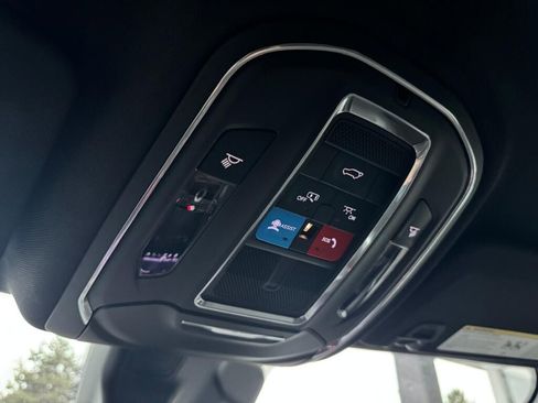 Used 2024 Jeep Grand Cherokee Altitude image 18