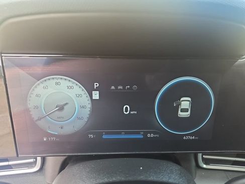 Used 2024 Hyundai Elantra SEL w/ Convenience Package FWD image 19