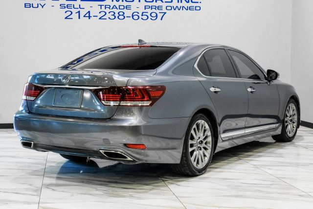 Used 2017 Lexus LS 460 w/ Comfort Package RWD image 11