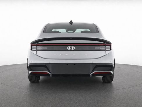 Used 2025 Hyundai Sonata SEL FWD image 3