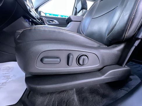Used 2018 Chevrolet Traverse Premier w/ Redline Edition AWD/4WD image 13