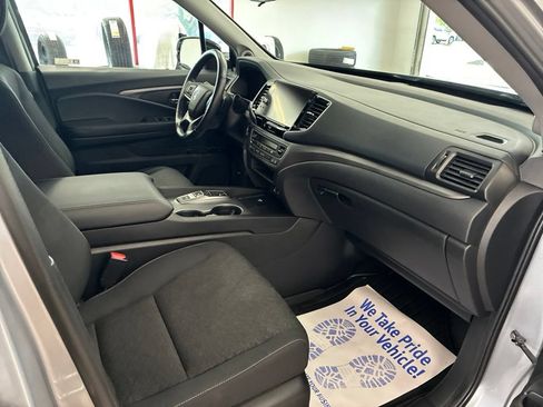 Used 2024 Honda Ridgeline Sport image 23
