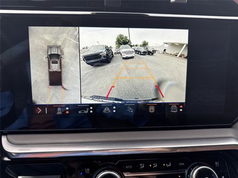 Used 2024 GMC Sierra 3500 Denali Ultimate AWD/4WD image 26