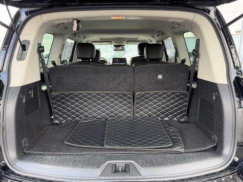 Used 2021 Nissan Armada SL w/ Captain's Chairs Package AWD/4WD image 10