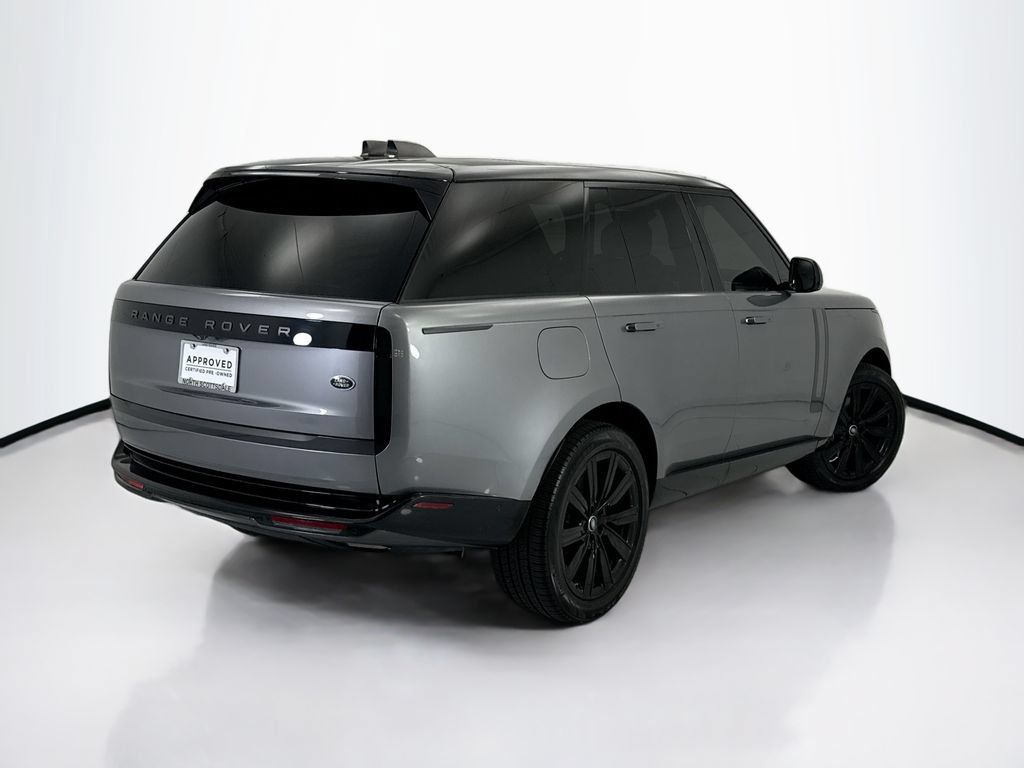 Used 2023 Land Rover Range Rover SE AWD/4WD image 5
