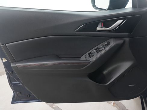 Used 2014 MAZDA MAZDA3 i Grand Touring image 21