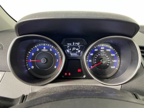 Used 2016 Hyundai Elantra SE FWD image 5