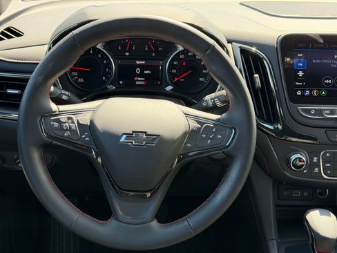 Used 2023 Chevrolet Equinox RS w/ RS Leather Package image 14