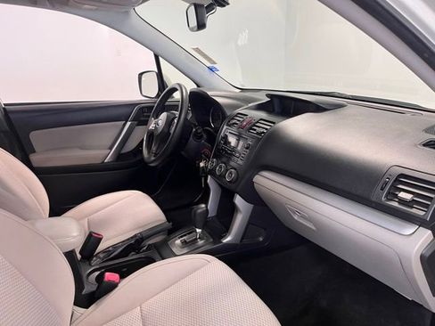 Used 2015 Subaru Forester 2.5i Premium w/ Popular Package #2 AWD/4WD image 11