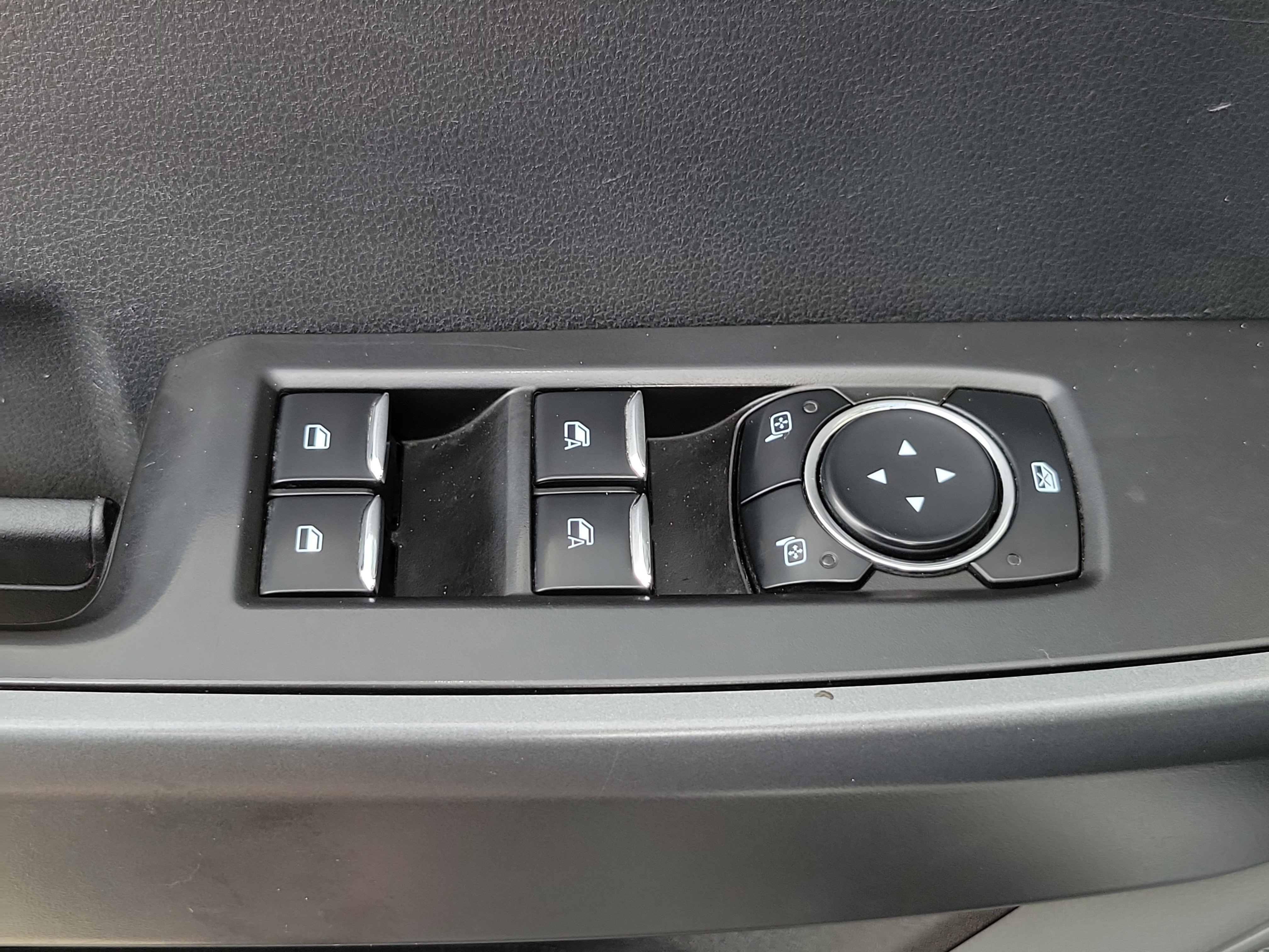 Used 2024 Ford F350 XLT w/ FX4 Off-Road Package AWD/4WD image 27