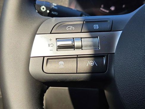 Used 2026 Hyundai Kona SEL Sport FWD image 16
