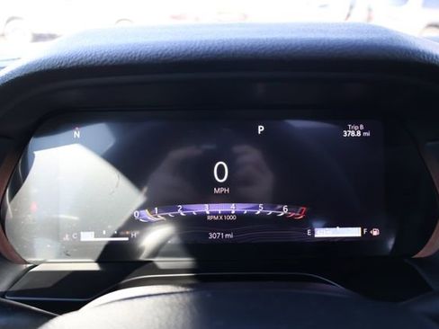 New 2025 Jeep Grand Cherokee Altitude image 14