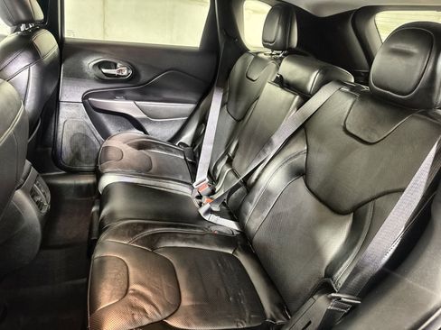 Used 2022 Jeep Cherokee Limited w/ Elite Package image 25