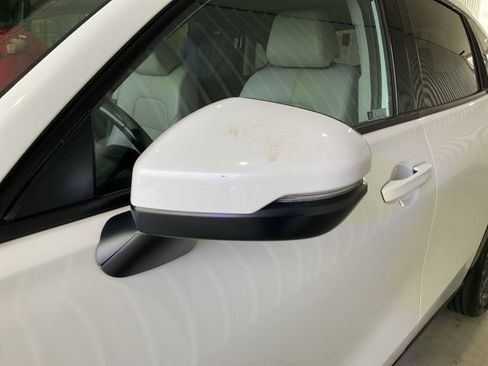 Certified 2023 Honda HR-V EX-L image 3