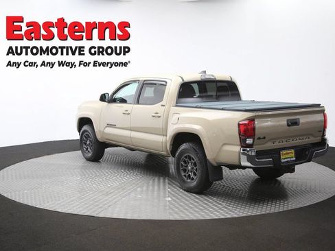 Used 2018 Toyota Tacoma SR5 AWD/4WD image 62