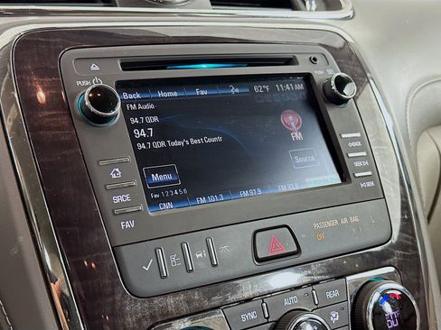 Used 2017 Buick Enclave Leather image 21