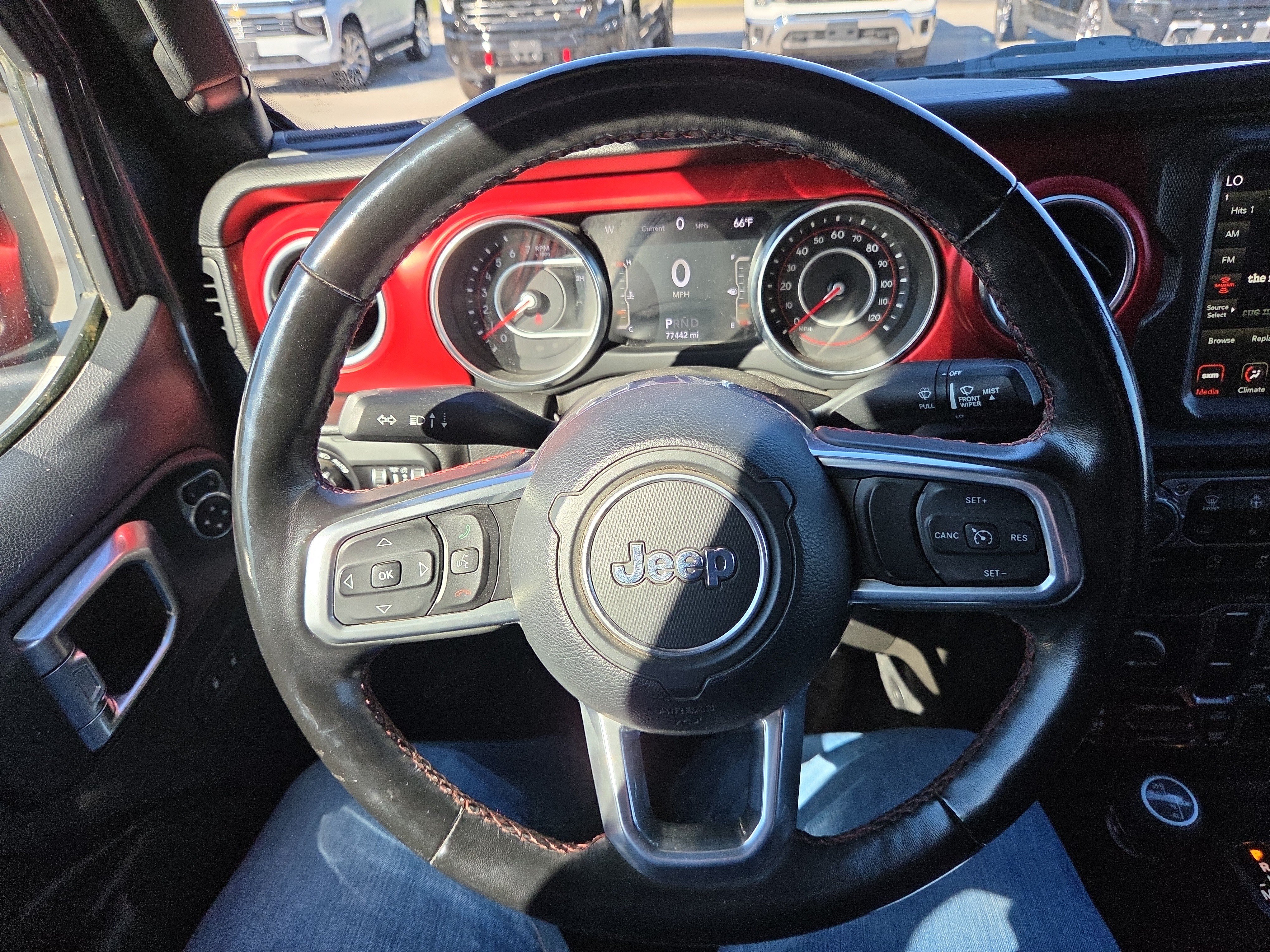 Used 2022 Jeep Gladiator Rubicon w/ Cold Weather Group AWD/4WD image 8
